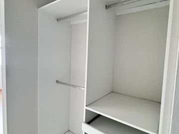Venta de Moderno y Amplio Dpto. en Surco