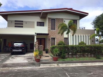 Lakeside House for sale in Eton South Lake Village, Sta. Rosa, Laguna