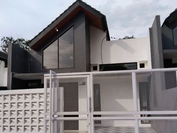Rumah Cipadung, Baru 2/1 LANTAI, Harga Murah Mewah New, Cilengkrang Cibiru Kota Bandung, Jual Dijual [MARKETING: MUHAMMAD SABILY]