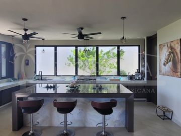 CASA VISTA-MAS QUE SOLAMENTE UNA CASA