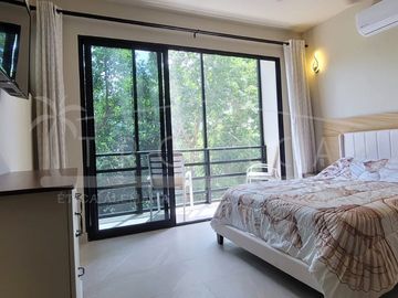 CASA VISTA-MAS QUE SOLAMENTE UNA CASA