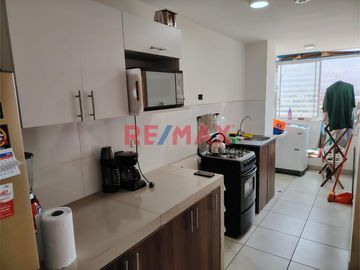 Venta De Departamento De 65 Mt2 En El Distrito De Comas