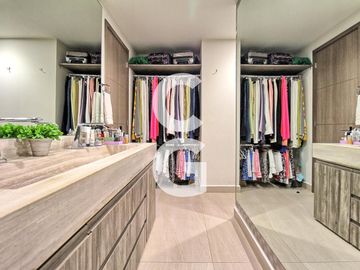 Departamento en Venta en Residencial Be Towers con 4 Recámaras