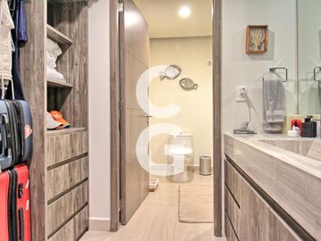 Departamento en Venta en Residencial Be Towers con 4 Recámaras