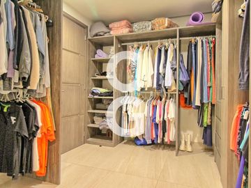 Departamento en Venta en Residencial Be Towers con 4 Recámaras