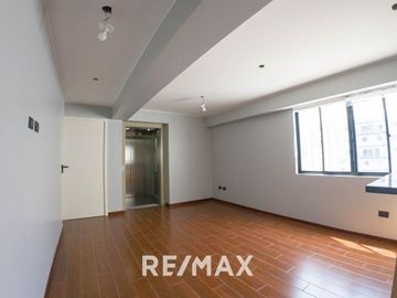 DEPARTAMENTO EN ESTRENO EN BARRIO MÉDICO EN EDIFICIO C/ ACCESO DIRECTO A PARQUE PRIVADO