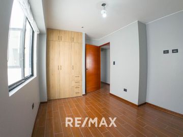 DEPARTAMENTO EN ESTRENO EN BARRIO MÉDICO EN EDIFICIO C/ ACCESO DIRECTO A PARQUE PRIVADO