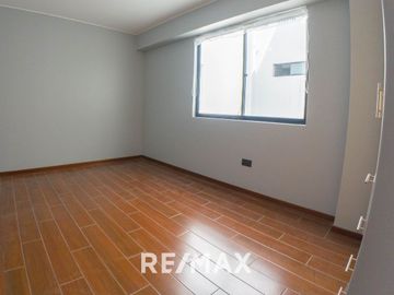 DEPARTAMENTO EN ESTRENO EN BARRIO MÉDICO EN EDIFICIO C/ ACCESO DIRECTO A PARQUE PRIVADO