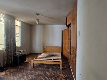 EN VENTA CASA PARA VIVIENDA O PROYECTO