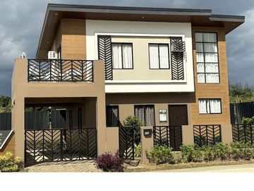 40K Monthly Phirst Park Homes Batulao Editions Single Attached House and Lot