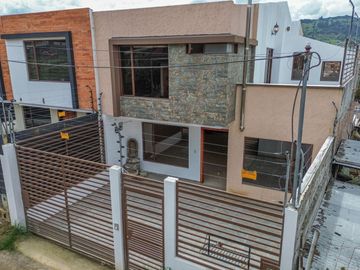 🏡 ¡En venta casa en Misicata, vía Baños! 🏡