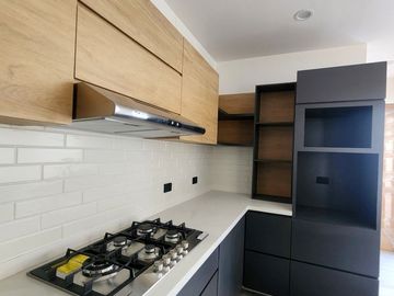 casa Nueva de 3 recamaras en Animas. Casa Moderna, Amplia, muy bien Distribuida.
