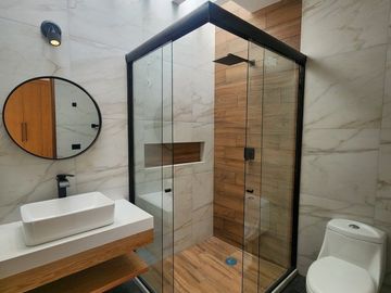 casa Nueva de 3 recamaras en Animas. Casa Moderna, Amplia, muy bien Distribuida.