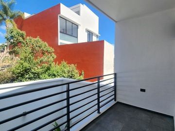 casa Nueva de 3 recamaras en Animas. Casa Moderna, Amplia, muy bien Distribuida.