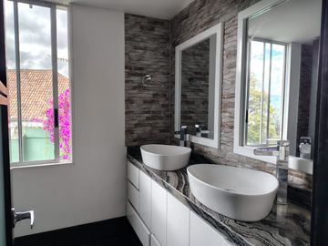 CASA EN VENTA ALTOS DE SOTILEZA SUBA 3 NIVELES