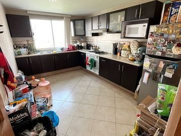 CASA EN VENTA EN JARDINES DE BELLAVISTA