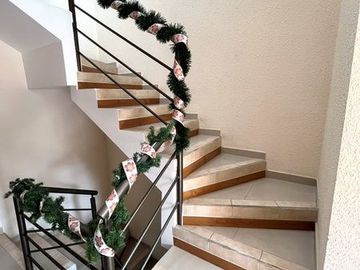 CASA EN VENTA EN JARDINES DE BELLAVISTA