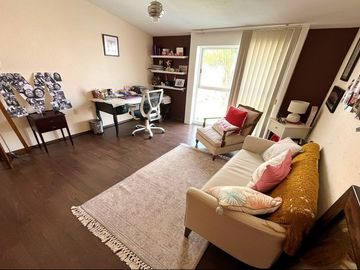 CASA EN VENTA EN JARDINES DE BELLAVISTA