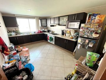 CASA EN VENTA EN JARDINES DE BELLAVISTA