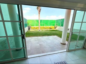 CASA EN VENTA EN JARDINES DE BELLAVISTA