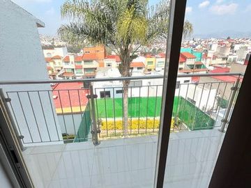 CASA EN VENTA EN JARDINES DE BELLAVISTA