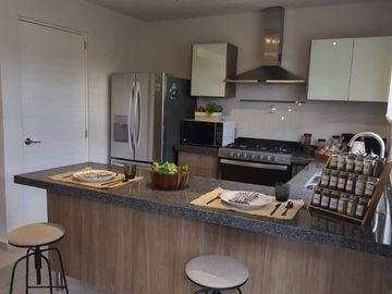 CASA A ESTRENAR EN ZIRÉ ZAKIA, CERCA DE LA UNIVERSIDAD ANÁHUAC