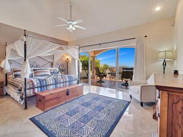 CASA EN VENTA EN CABO SAN LUCAS EN CAMPO DE GOLF CABO DEL SOL