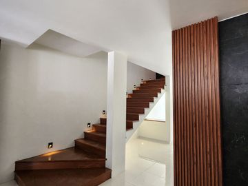 Casa Moderna y de Lujo en venta, en Xalapa zona Monte Magno, Animas