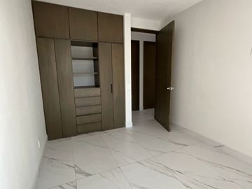GRAN DEPARTAMENTO CON TERRAZA DE 20M2 EN PORTALES NORTE