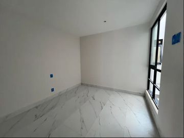 GRAN DEPARTAMENTO CON TERRAZA DE 20M2 EN PORTALES NORTE