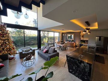 Venta Casa Vila Senza, Lomas de Bellavista