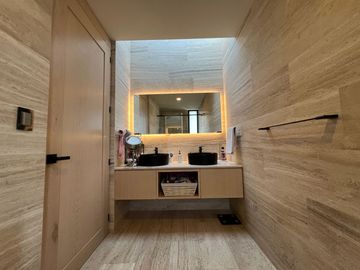 Venta Casa Vila Senza, Lomas de Bellavista