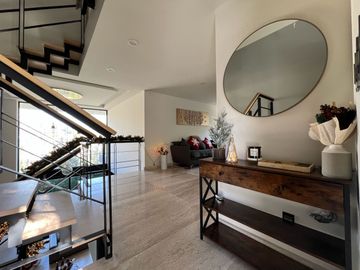 Venta Casa Vila Senza, Lomas de Bellavista
