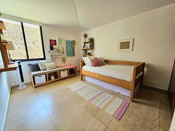 LAS CAÑADAS CASA EN VENTA SEMINUEVA CON ESPECTACULAR VISTA