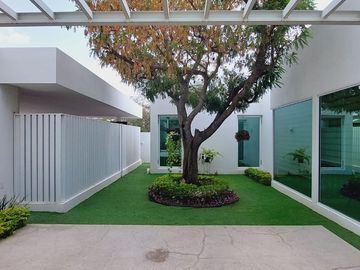 CASA EN VENTA EN RESIDENCIAL LA ESCONDIDA