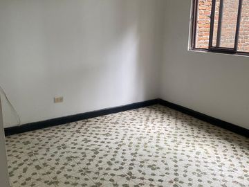 Venta de Casa Bifamiliar en Melendez