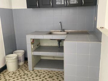 Venta de Casa Bifamiliar en Melendez
