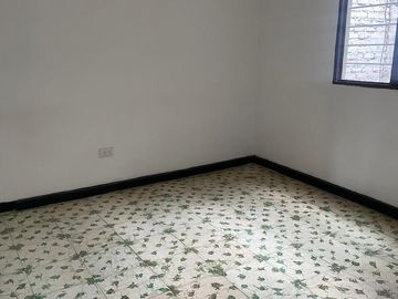 Venta de Casa Bifamiliar en Melendez