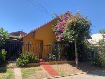 Se vende linda casa  en sector sur poniente Talca