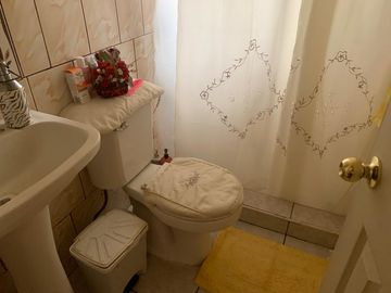 Se vende linda casa  en sector sur poniente Talca