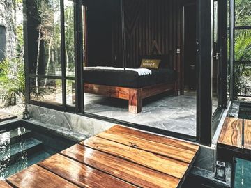 Casa con Cenote Privado y Alberca privada de 2 Recamaras