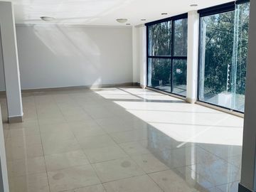 Casa Muy Bonita en Renta 4 Habitaciones en Campestre del Lago con Vista al Lago