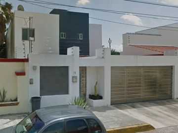 EXCELENTE PROPIEDAD UBICADA EN COL SM 17  EN LA CIUDAD DE CANCUN, QUINTANA ROO