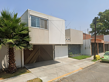 CASA EN VENTA EN PRADOS AGUA AZUL, PUEBLA