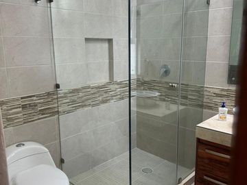 casa en venta equipada en privada Alcazar por Carretera Rioverde SLP