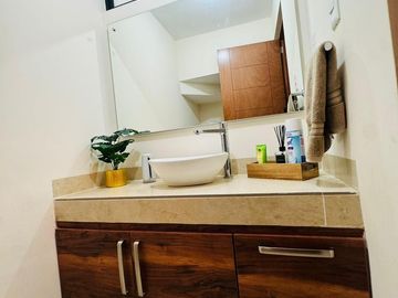casa en venta equipada en privada Alcazar por Carretera Rioverde SLP