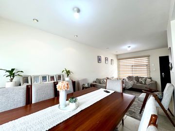casa en venta equipada sobre avenida cerca de carretera Rioverde