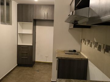 VENDO CASA SANGOLQUI SECTOR SERVA ALEGRE