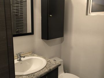 VENDO CASA SANGOLQUI SECTOR SERVA ALEGRE