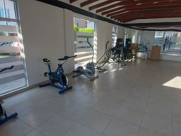 VENDO CASA SANGOLQUI SECTOR SERVA ALEGRE